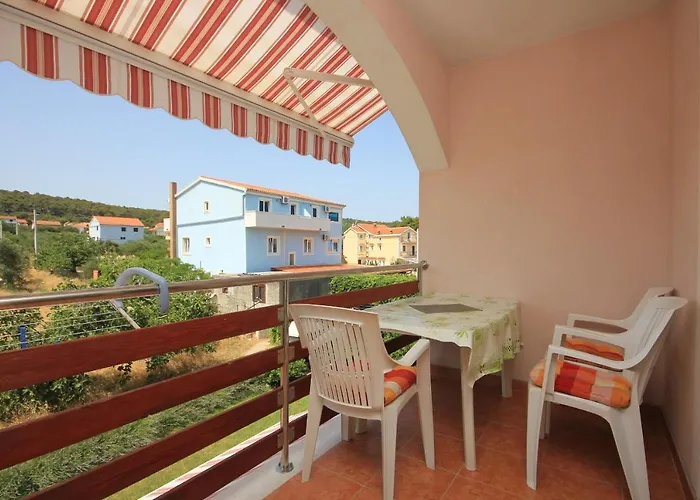 Apartman By The Sea Kraj - Pasman - 8247 Tkon
