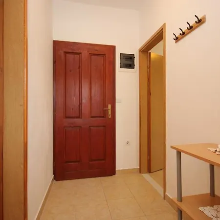 Апартаменты By The Sea Kraj - Pasman - 8247 Ткон