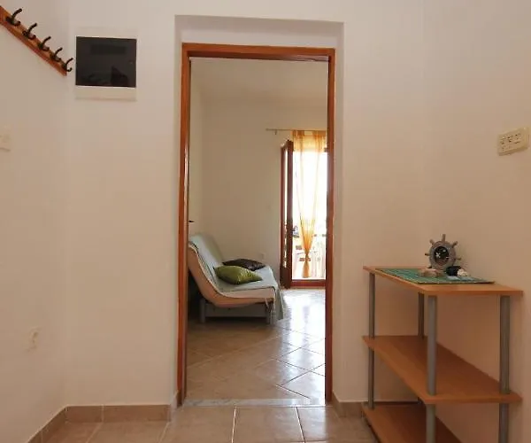Apartment By The Sea Kraj - Pasman - 8247